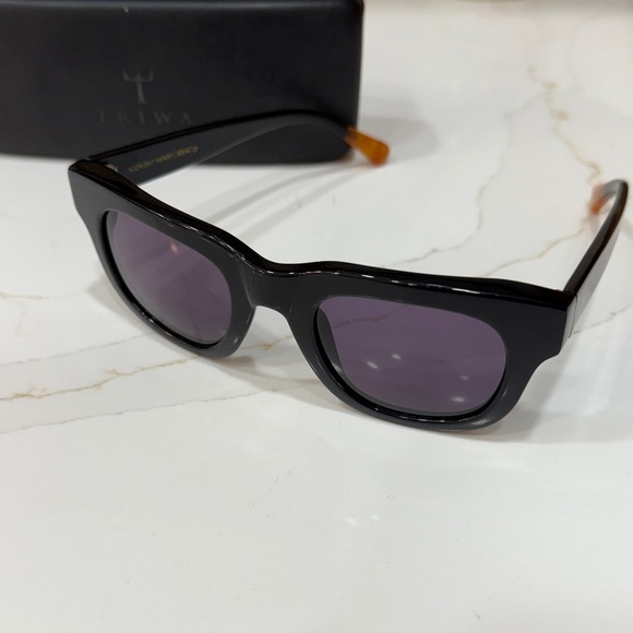 Triwa Midnight Henry Unisex Sunglasses SHAC 131 - Picture 1 of 6
